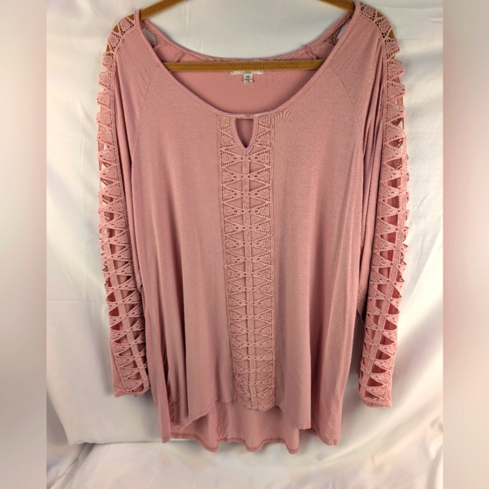 Women's Lace Sleeves Pink 1X Indie Bohemian Cottage Pullover Shannon Ford